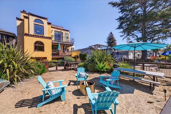 $1,550,000 | 327 Riverview Avenue, Unit C, Capitola, CA 95010