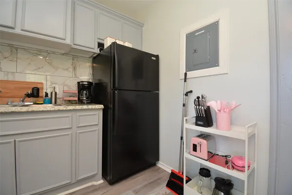 $1,550 | 7124 Avenue F, Unit 8, Houston, TX 77011