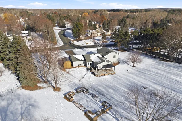 $490,000 | 4995 124th Street North, St. Paul, MN 55110