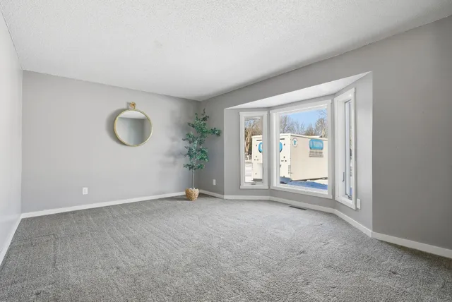 $490,000 | 4995 124th Street North, St. Paul, MN 55110