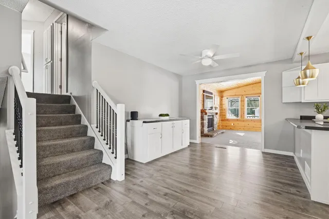 $490,000 | 4995 124th Street North, St. Paul, MN 55110