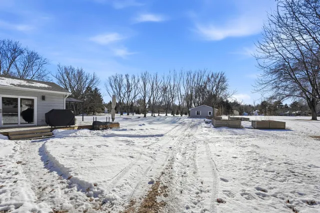 $490,000 | 4995 124th Street North, St. Paul, MN 55110