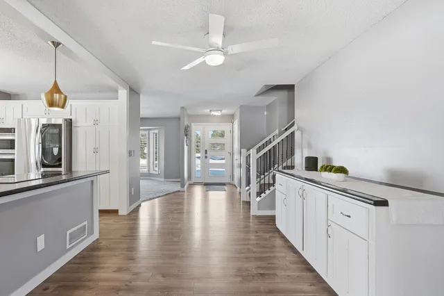 $490,000 | 4995 124th Street North, St. Paul, MN 55110