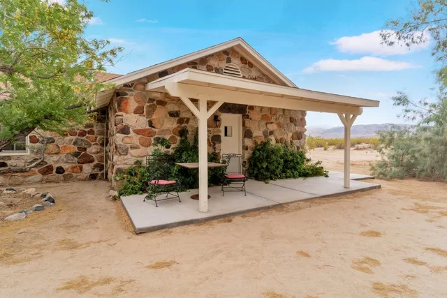 $3,800,000 | 74744 Joe Davis Drive, Twentynine Palms, CA 92277