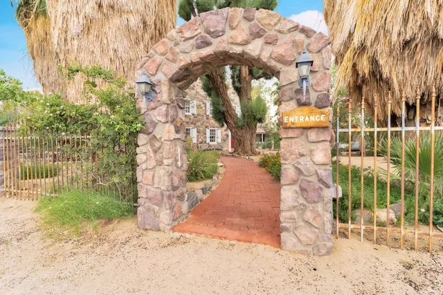 $3,800,000 | 74744 Joe Davis Drive, Twentynine Palms, CA 92277