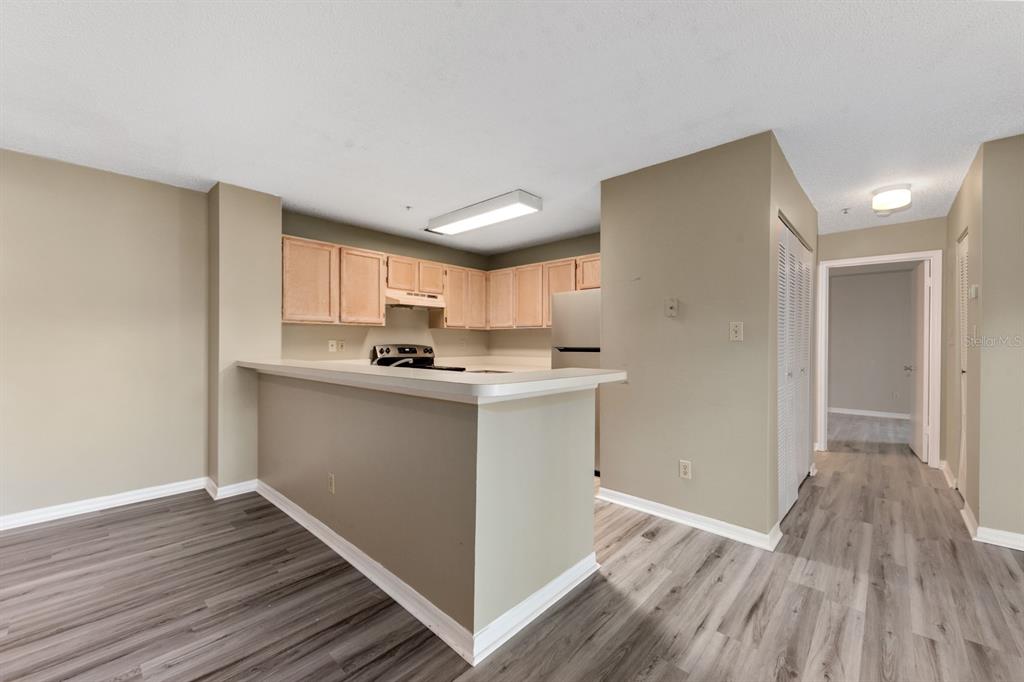 4057 Crockers Lake Boulevard, Unit 13 Sarasota, FL 34238 - Photo 4 of 30