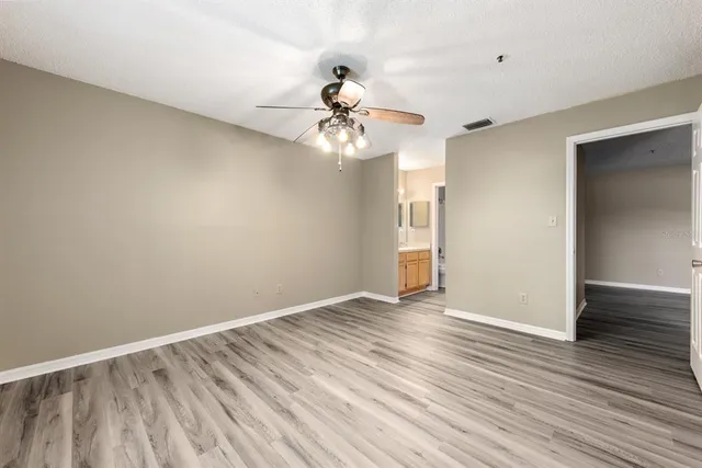 $2,000 | 4057 Crockers Lake Boulevard, Unit 13, Sarasota, FL 34238