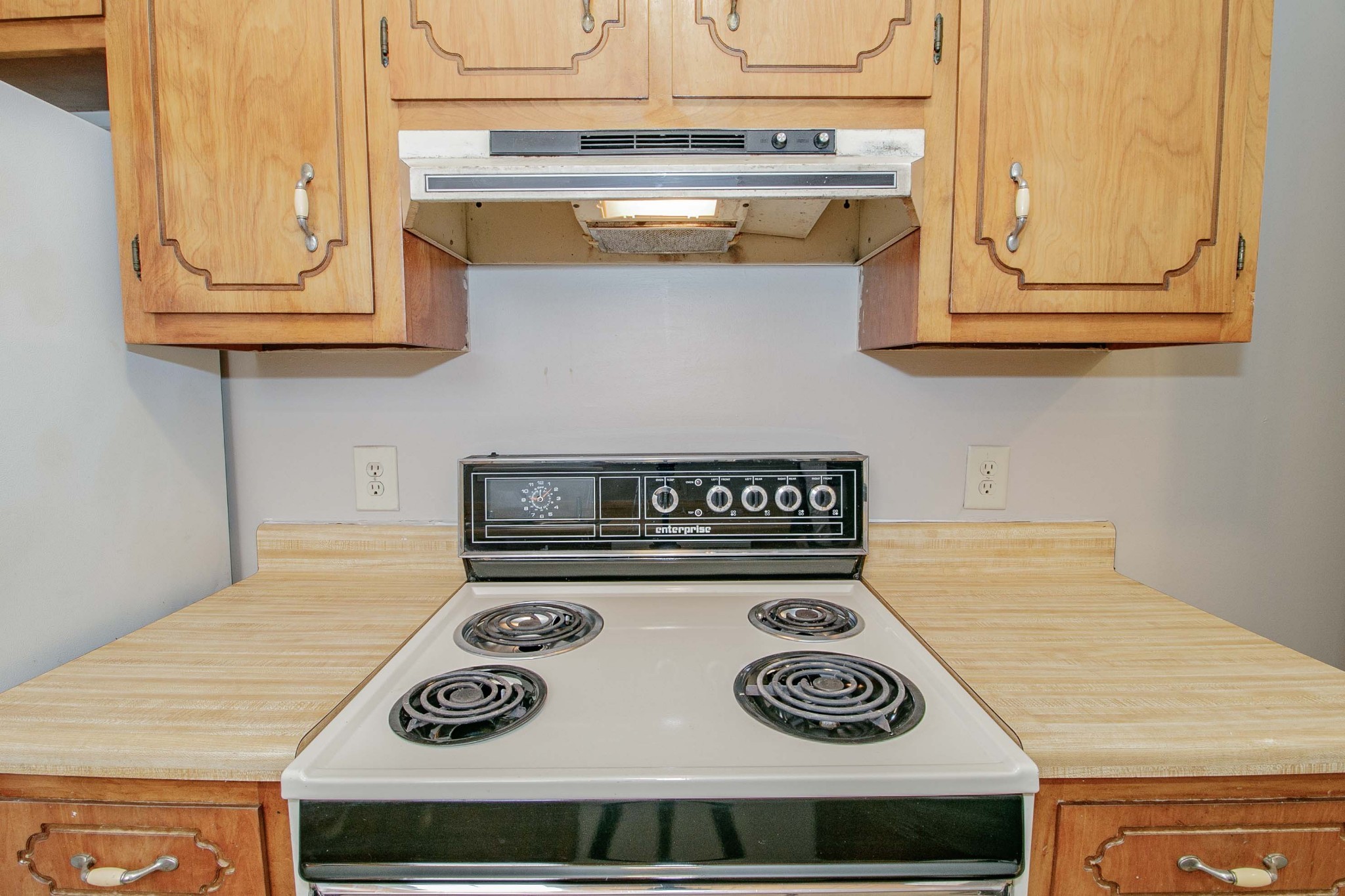 330 Hugh Hunter Road Oak Grove, KY 42262 - Photo 13 of 35