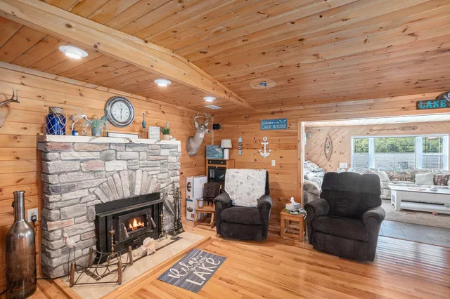 $341,900 | 18867 200th Avenue, Tustin, MI 49688