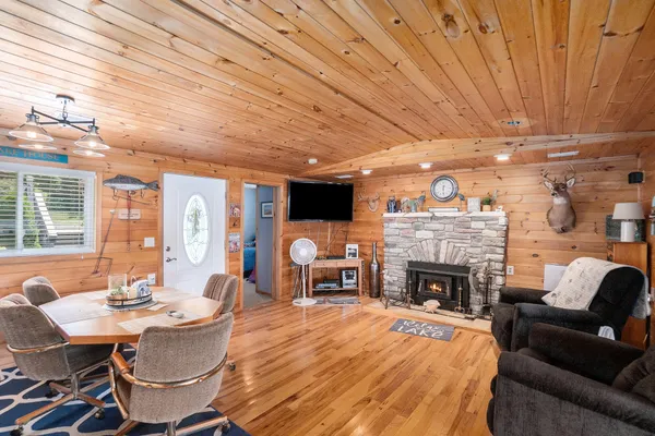 $341,900 | 18867 200th Avenue, Tustin, MI 49688