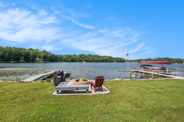 $341,900 | 18867 200th Avenue, Tustin, MI 49688