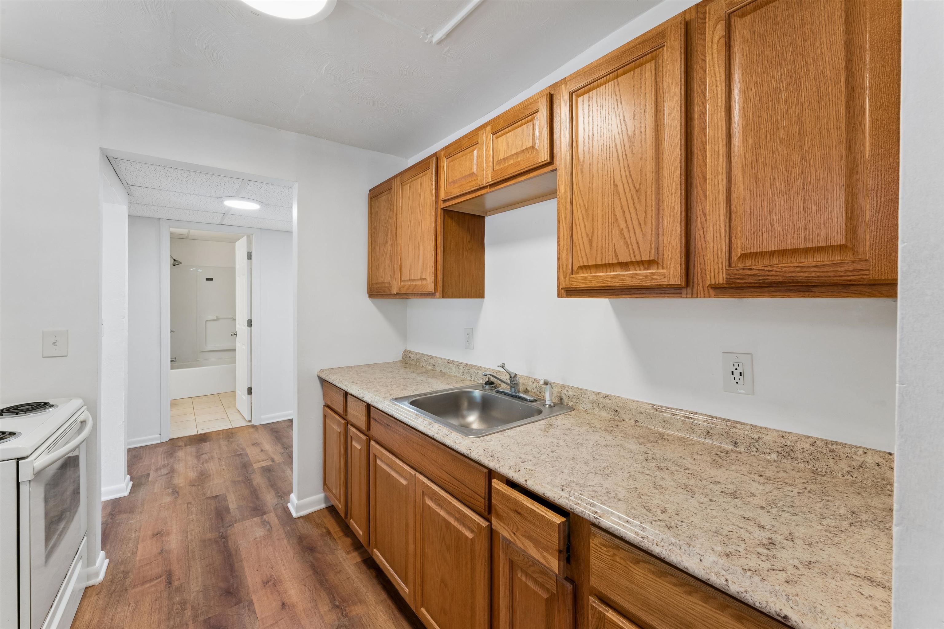 10149 Corunna Road, Unit 1 Swartz Creek, MI 48473 - Photo 7 of 13