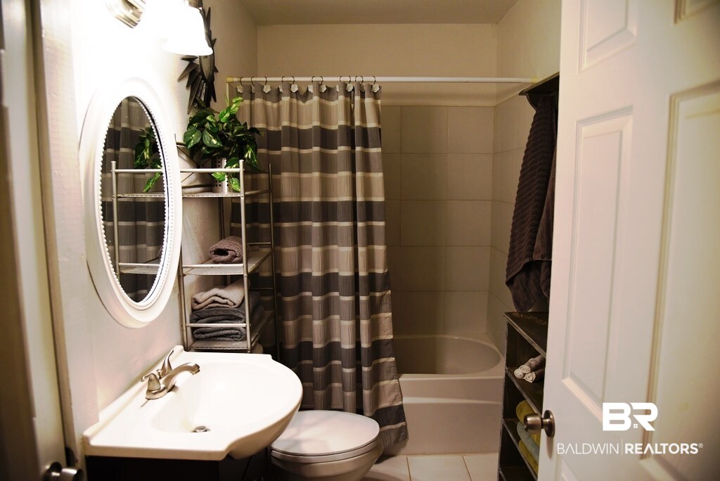 2351 Hammock Road Mobile, AL 36605 - Photo 15 of 34