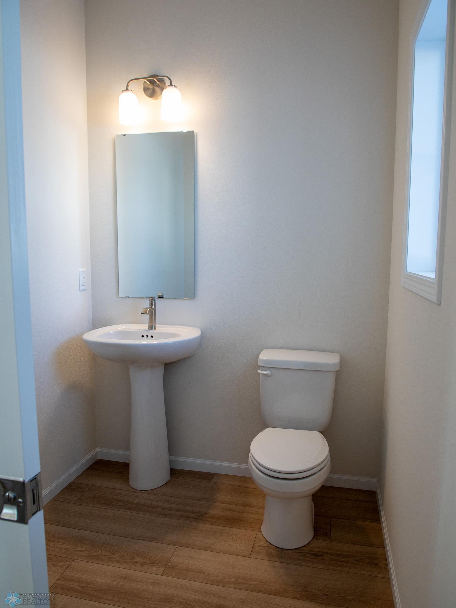 302 Neuman Boulevard Colfax, ND 58018 - Photo 21 of 38