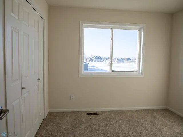 $598,499 | 302 Neuman Boulevard, Colfax, ND 58018