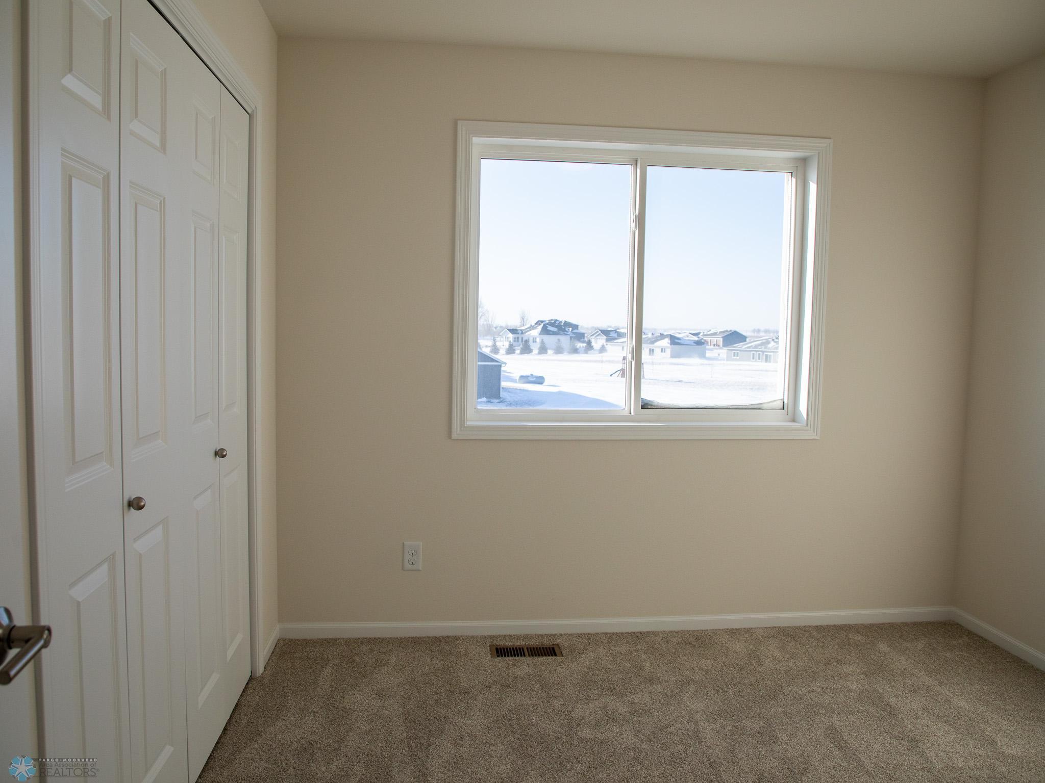 302 Neuman Boulevard Colfax, ND 58018 - Photo 32 of 38