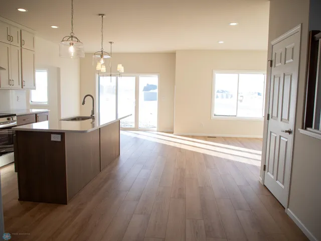 $598,499 | 302 Neuman Boulevard, Colfax, ND 58018