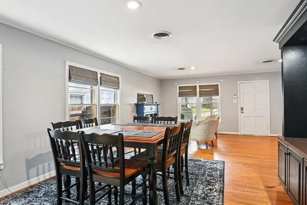 $400,000 | 2716 Wayside Avenue, Fort Worth, TX 76110