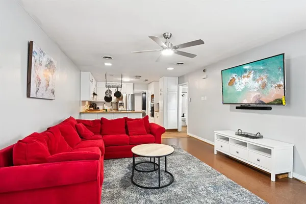 $400,000 | 2716 Wayside Avenue, Fort Worth, TX 76110