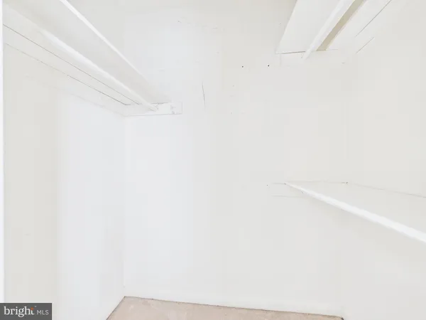 $195,000 | 3701 5th Street South, Unit 406, Arlington, VA 22204