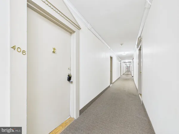 $195,000 | 3701 5th Street South, Unit 406, Arlington, VA 22204