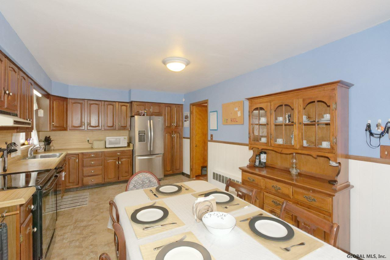 7 Nolan Road Colonie, NY 12205 - Photo 16 of 38 Photo 16