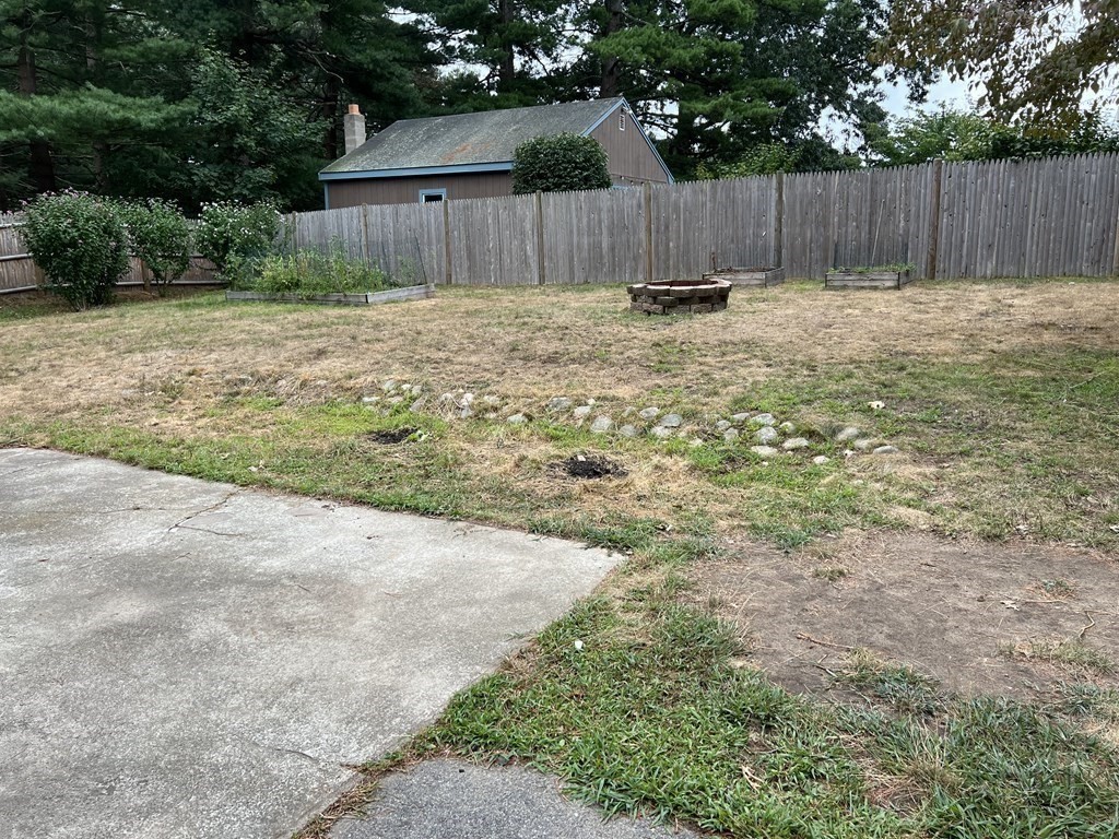 21 Sargent Street Beverly, MA 01915 - Photo 11 of 13