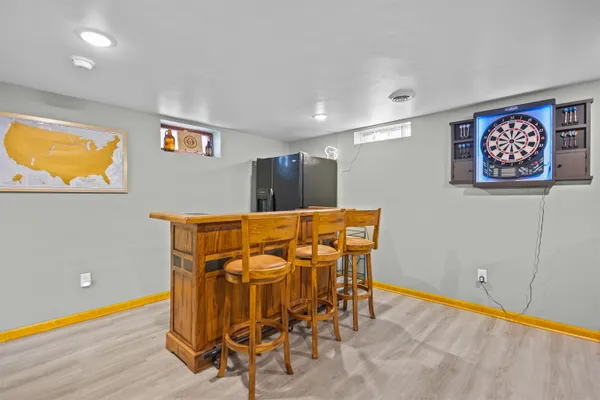 $274,900 | 909 West Weiland Avenue, Appleton, WI 54914
