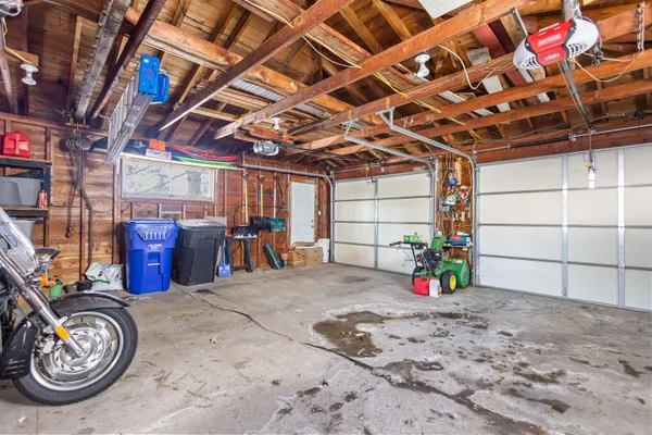 $274,900 | 909 West Weiland Avenue, Appleton, WI 54914