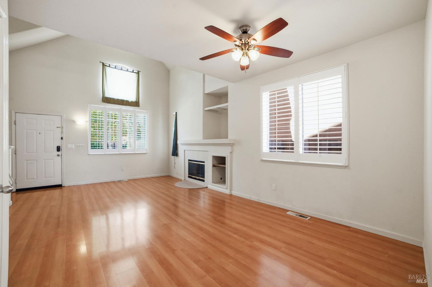2427 Bramble Way Santa Rosa, CA 95403 - Photo 6 of 40
