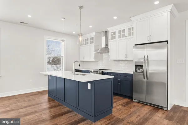 $405,000 | 409 Isabelle Court, Unit 101, Harleysville, PA 19438