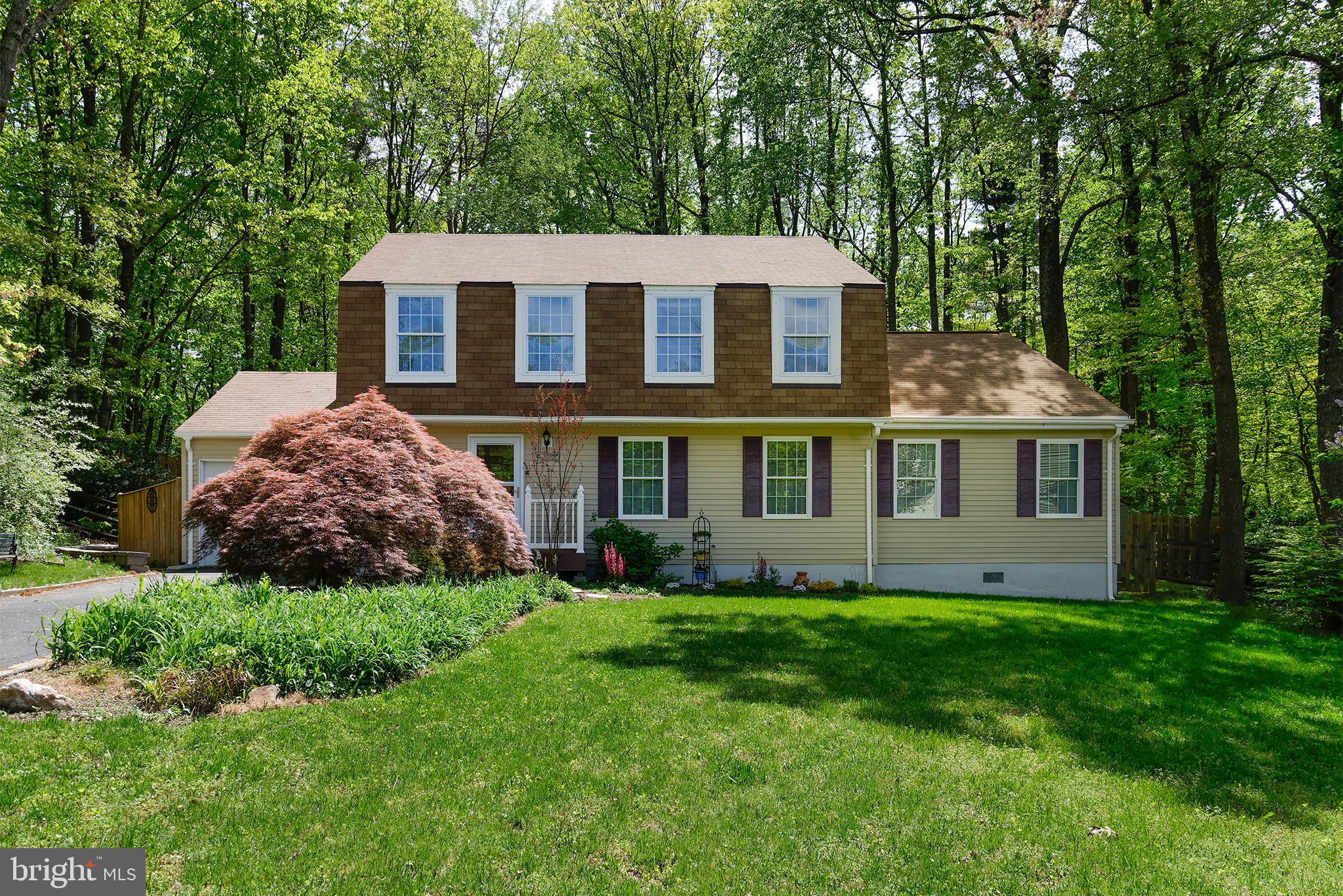 2287 Dosinia Court Reston, VA 20191 - Photo 1 of 34 Gallery Image 1