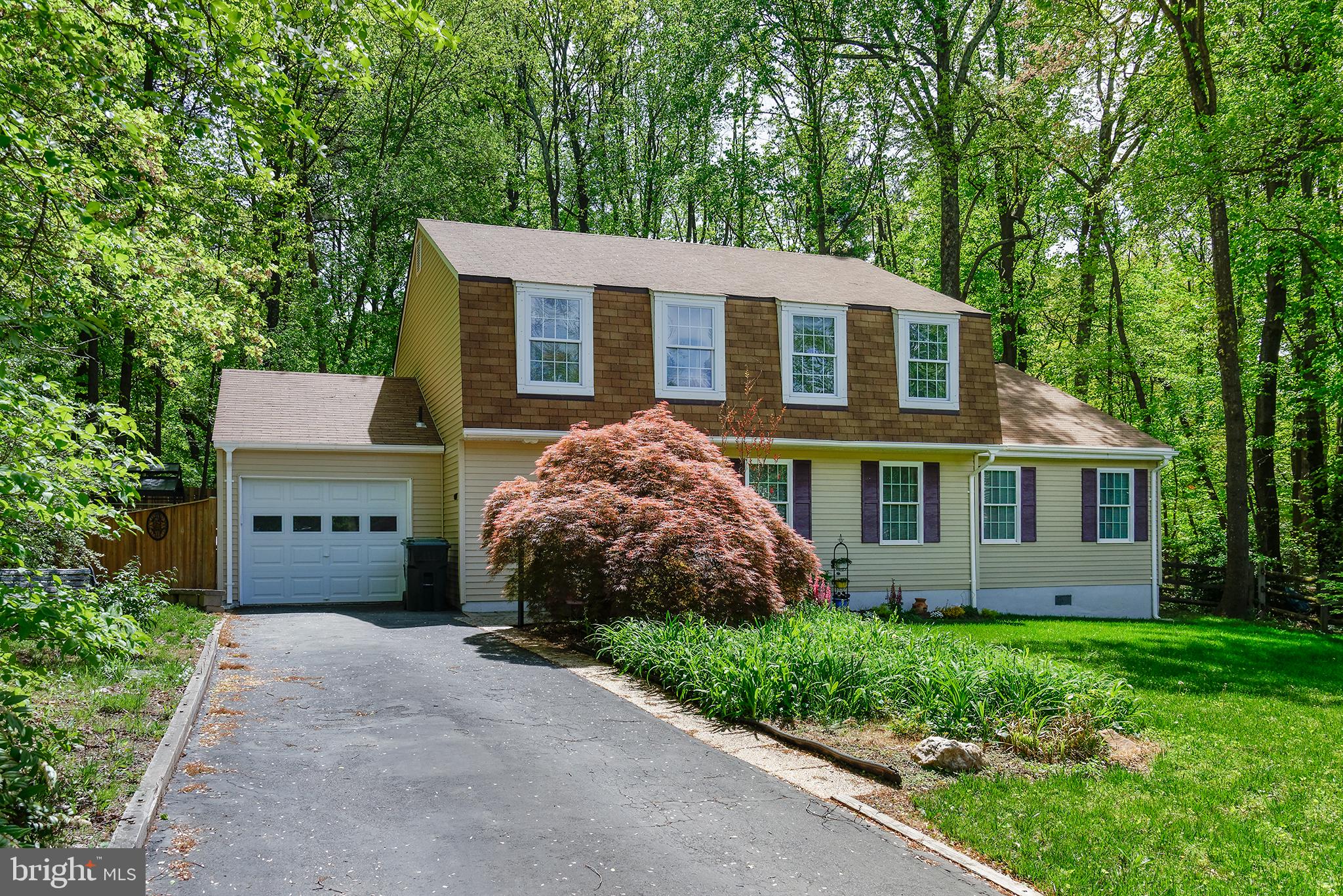 2287 Dosinia Court Reston, VA 20191 - Photo 3 of 34 Gallery Image 3