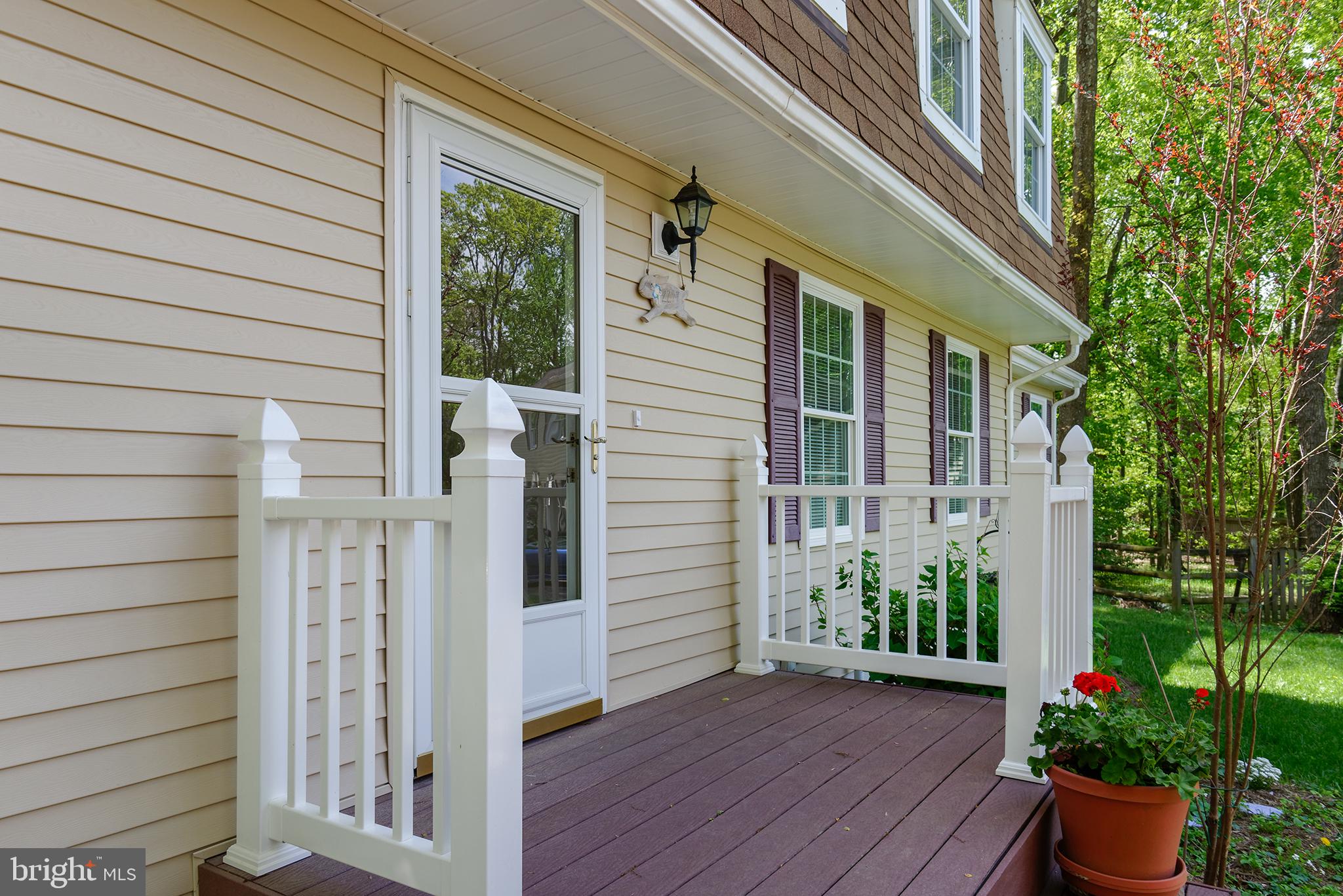 2287 Dosinia Court Reston, VA 20191 - Photo 4 of 34 Gallery Image 4