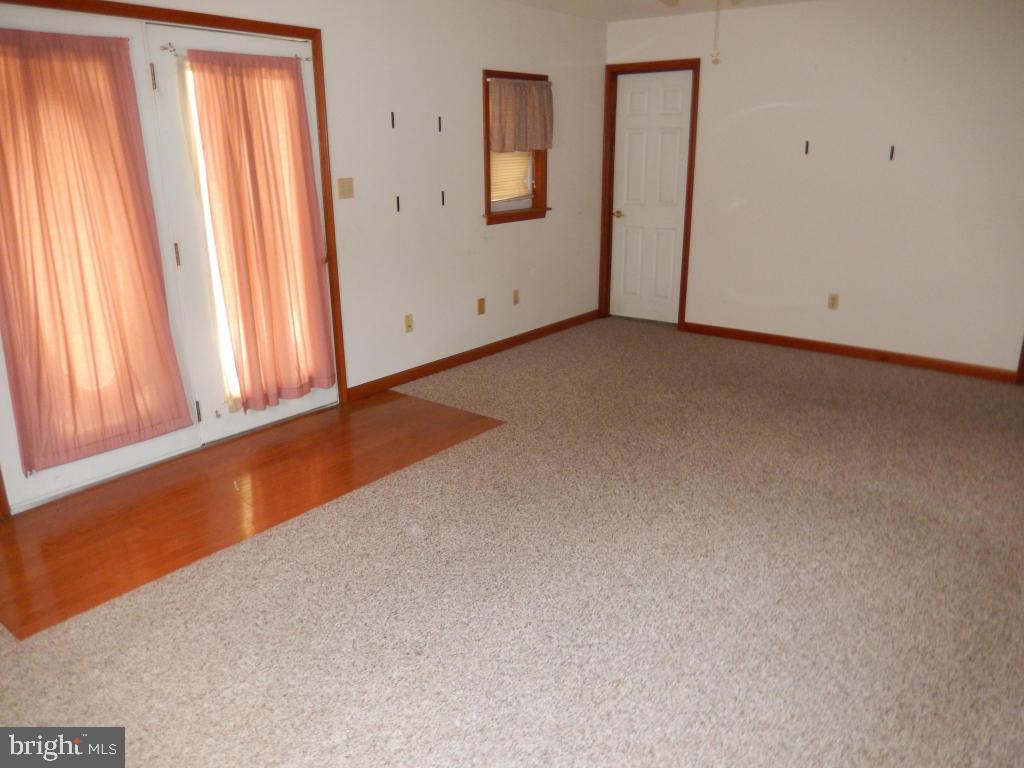 2390 Quarry Road Lebanon, PA 17046 - Photo 8 of 15 Gallery Image 8