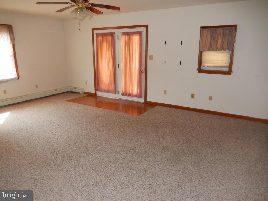 2390 Quarry Road Lebanon, PA 17046 - Photo 9 of 15 Gallery Image 9