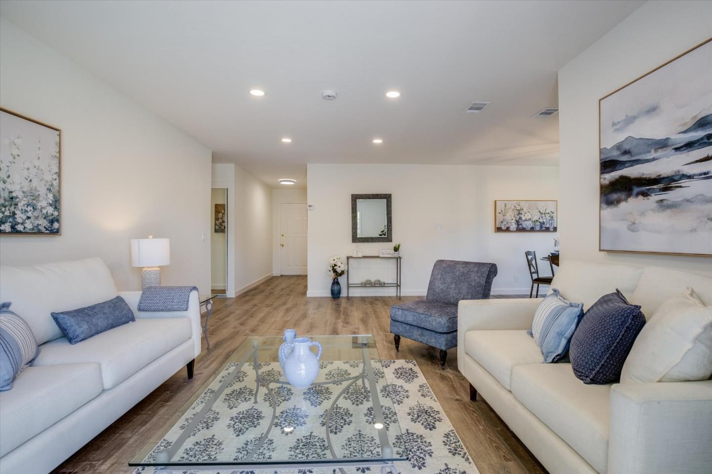 8240 Springdale Court Gilroy, CA 95020 - Photo 5 of 25