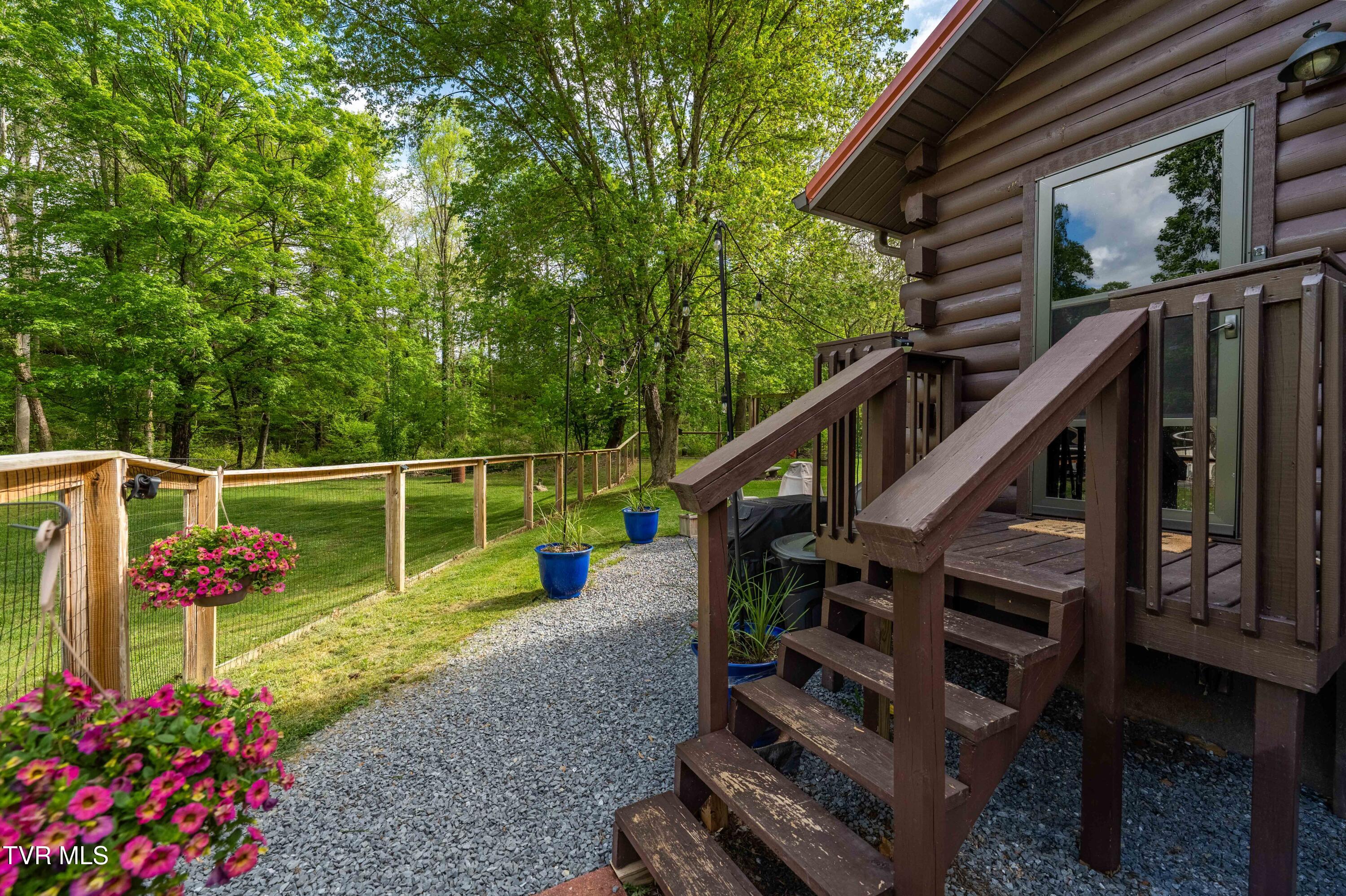 135 Grindstaff Hollow Road Elizabethton, TN 37643 - Photo 56 of 116 135 Grindstaff Hollow (37 of 82)