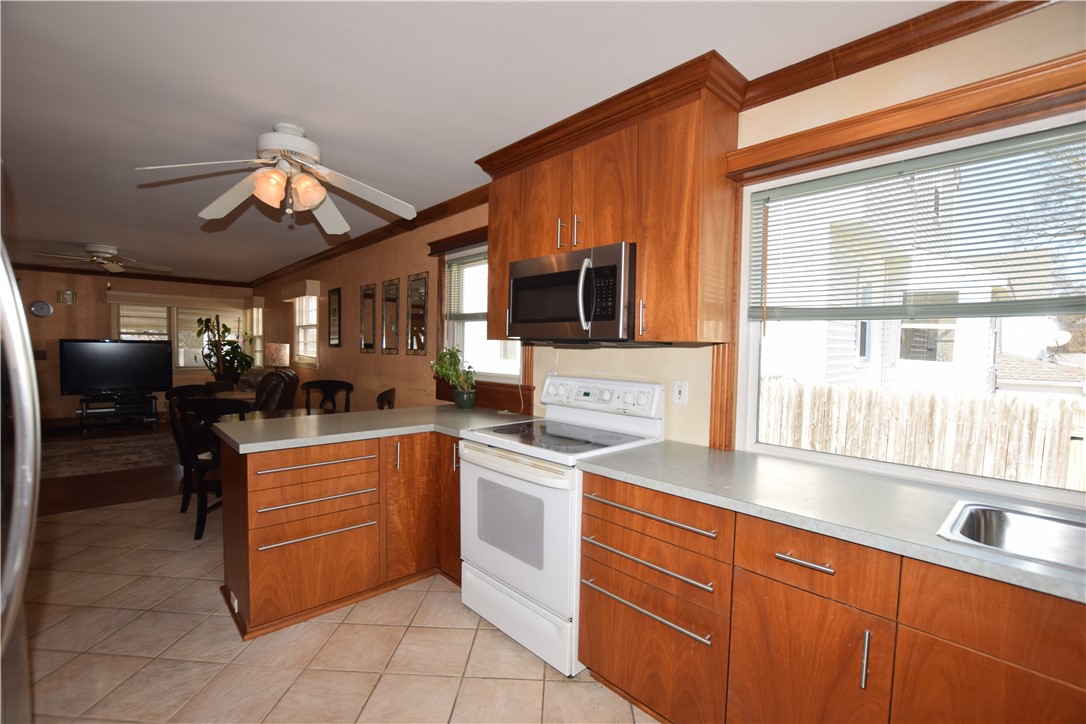 508 Grant Street East Rochester, NY 14445 - Photo 10 of 26