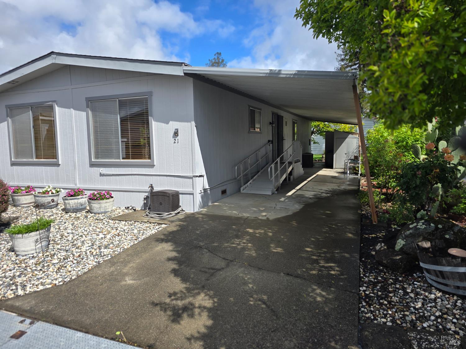 21 Estrella Drive Santa Rosa, CA 95403 - Photo 15 of 25