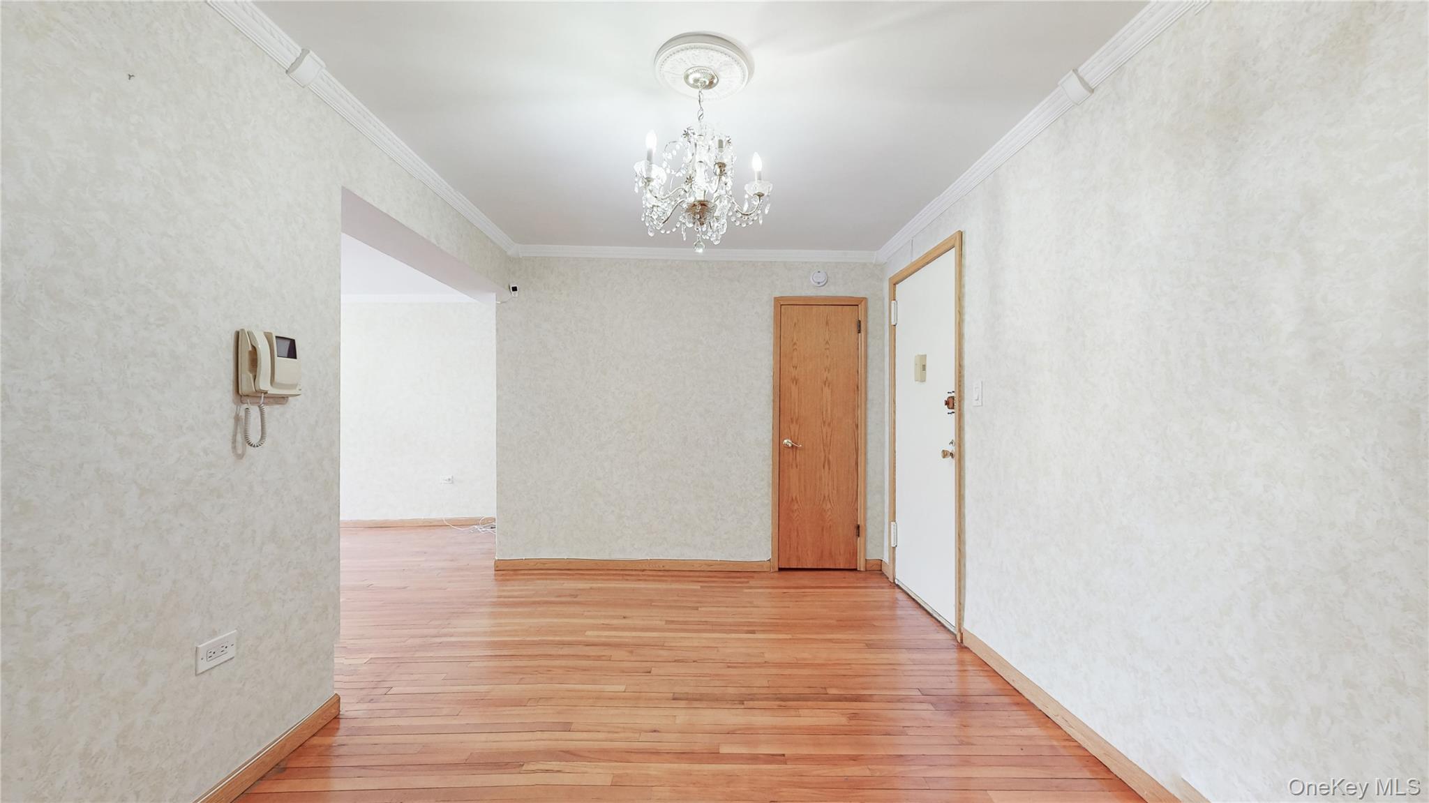 99-11 60th Avenue, Unit 4E Queens, NY 11368 - Photo 4 of 18