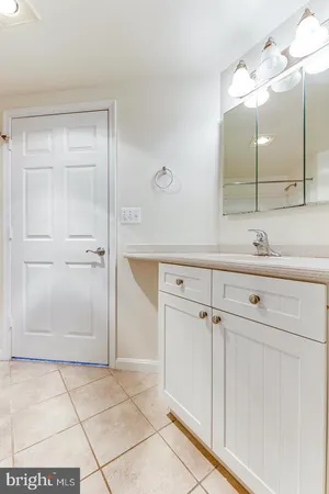 $2,800 | 3101 North Hampton Drive, Unit 412, Alexandria, VA 22302