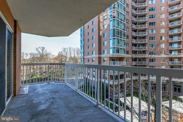 $2,800 | 3101 North Hampton Drive, Unit 412, Alexandria, VA 22302