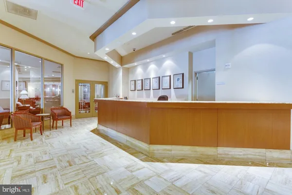 $2,800 | 3101 North Hampton Drive, Unit 412, Alexandria, VA 22302