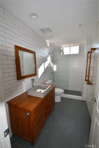 $4,199 | 5142 Warner Avenue, Unit 205, Huntington Beach, CA 92649