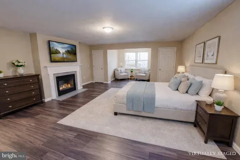 $749,900 | 725 Gleneagles Drive, Fort Washington, MD 20744