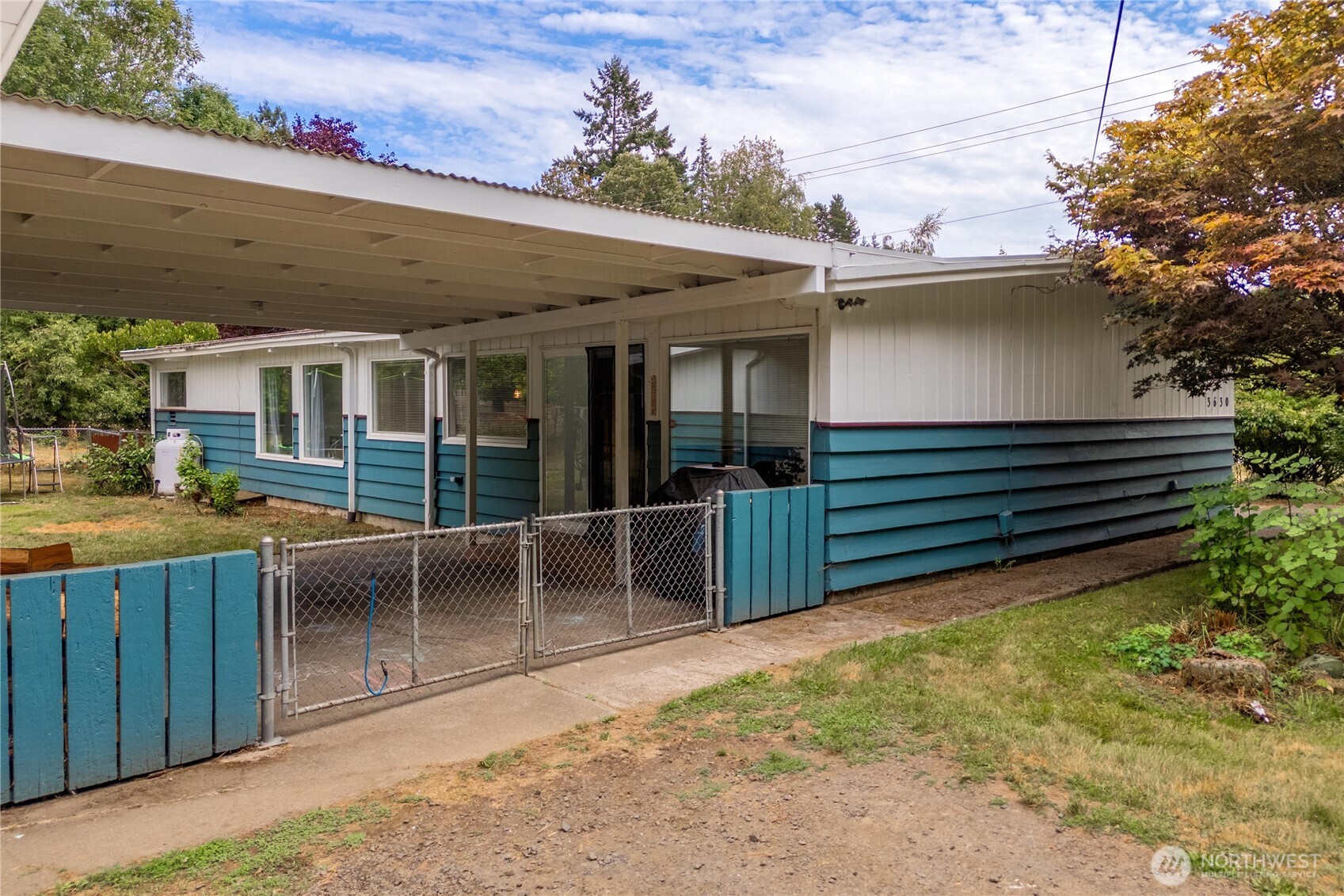 3630 Wiggins Road Southeast Olympia, WA 98501 - Photo 11 of 37 Gallery Image 11
