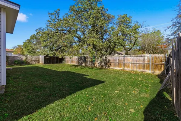 $230,000 | 1709 Red Oak Court, Denton, TX 76209