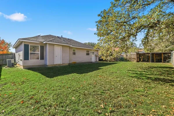 $230,000 | 1709 Red Oak Court, Denton, TX 76209