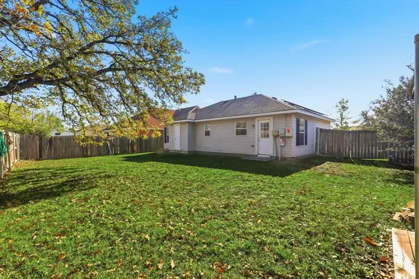 $230,000 | 1709 Red Oak Court, Denton, TX 76209